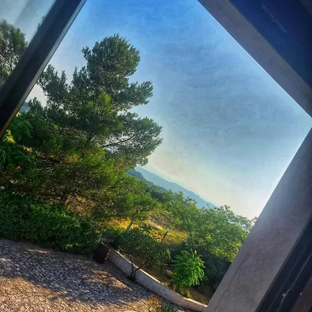 مزرعة للإقامة Colledisisto Srl