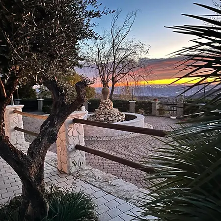 Farm stay Colledisisto & Restaurant Pomarico