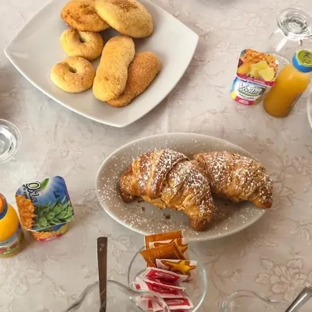 مزرعة للإقامة Colledisisto Srl Pomarico