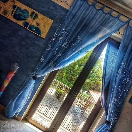 Colledisisto & Restaurant Farm stay